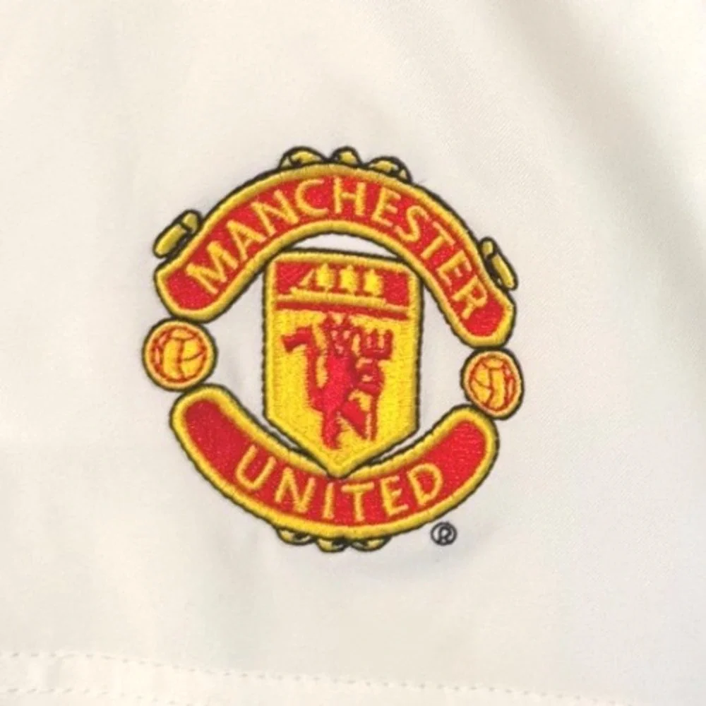 Vintage Nike Manchester United Football Training Shorts 2002-2004 Crest EPL